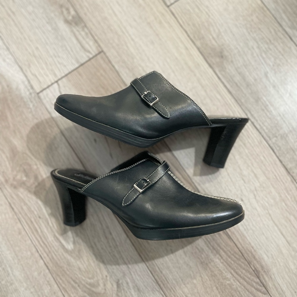 St. John’s Bay Black Leather clog mules with block heel size 7.5
